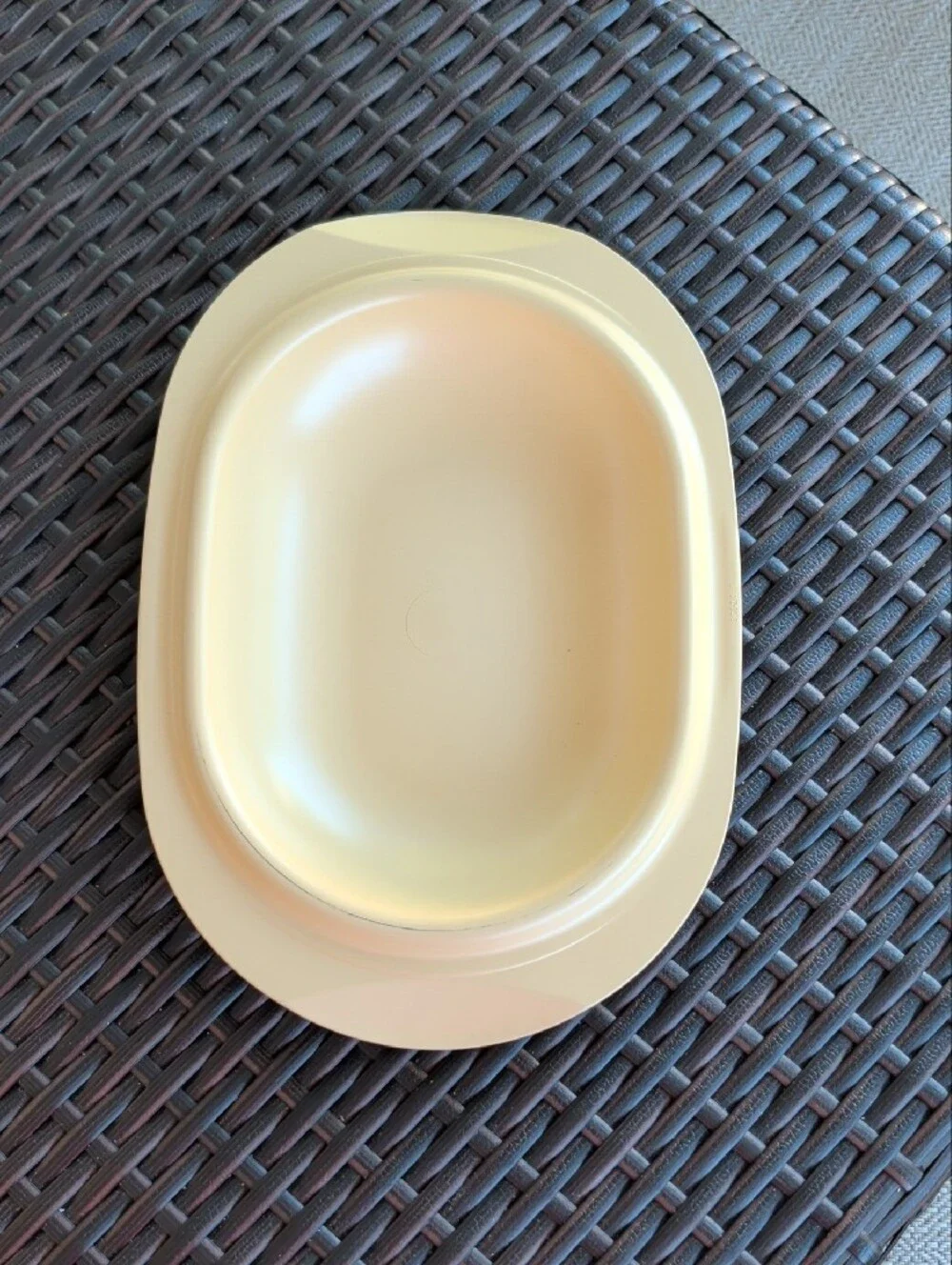 NWOT Tupperware OvenWorks 3 Quart Oval